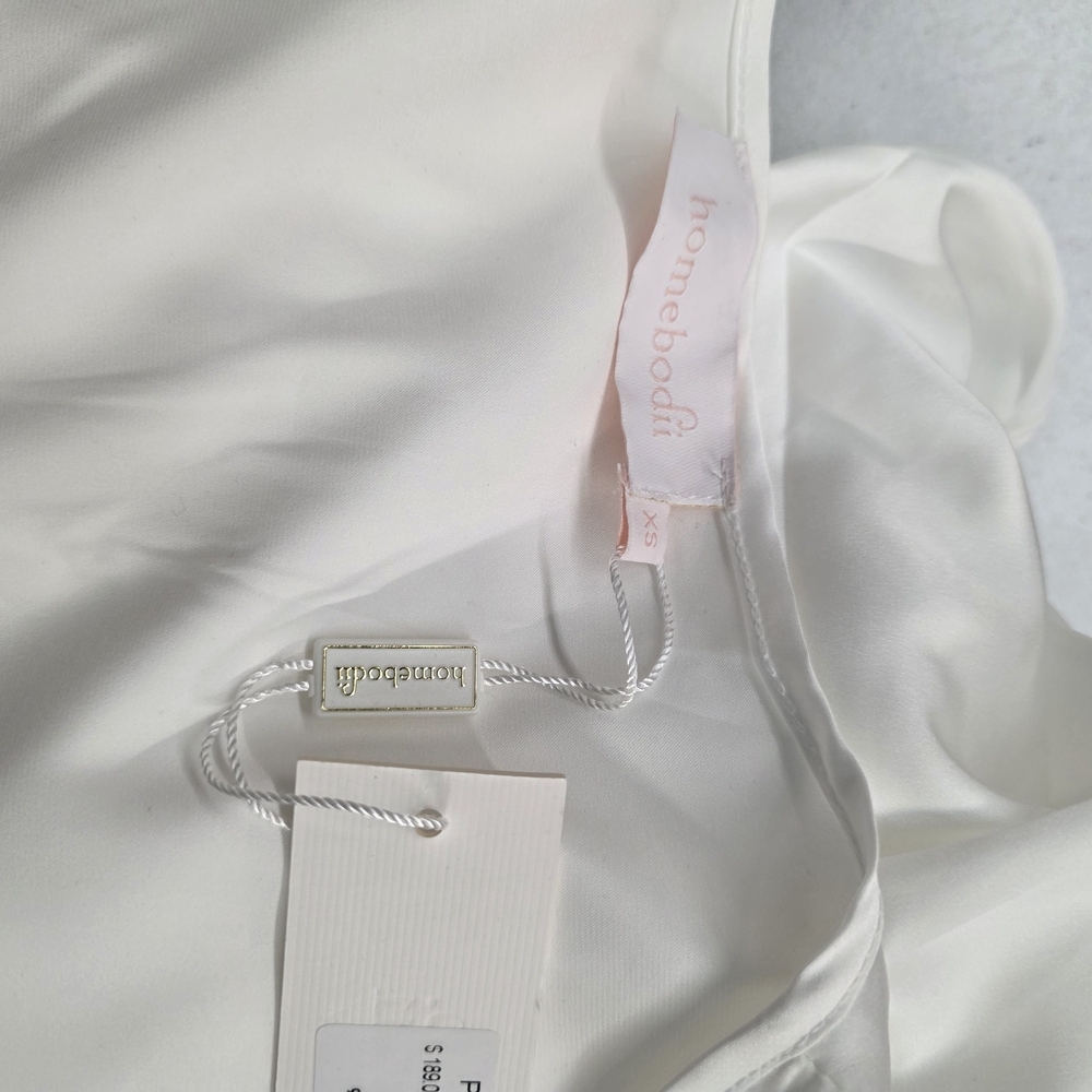 Homebodii Pricilla fringe Luxury White Satin Robe - Picture 13 of 16